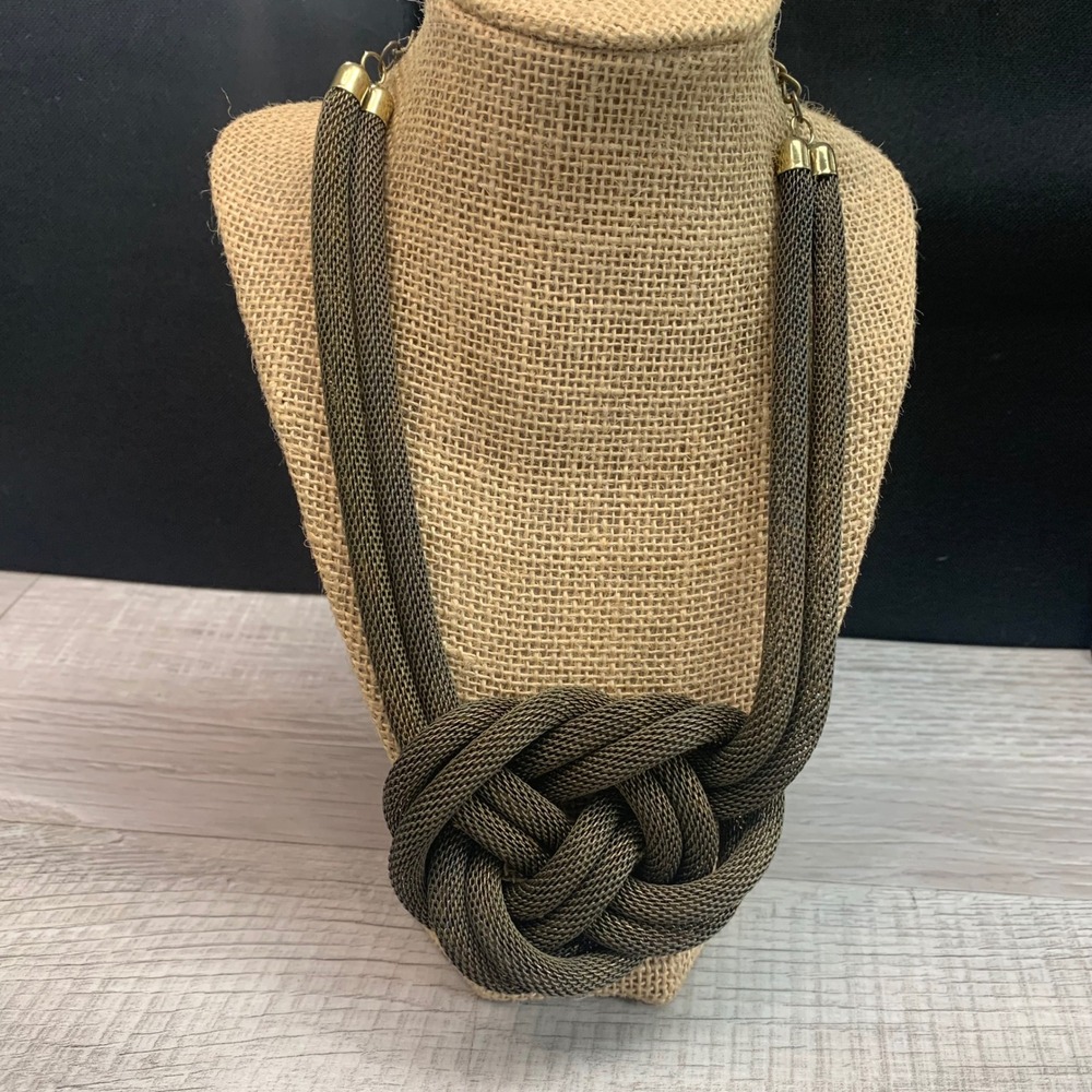 Antiqued Bronze Tone Mesh Chain Sailor Knot Statement Necklace 20 Inch 5594